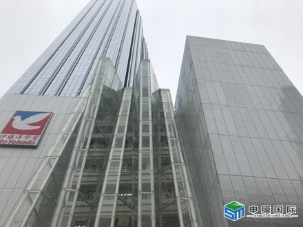 伊藤广场电梯装饰膜安装